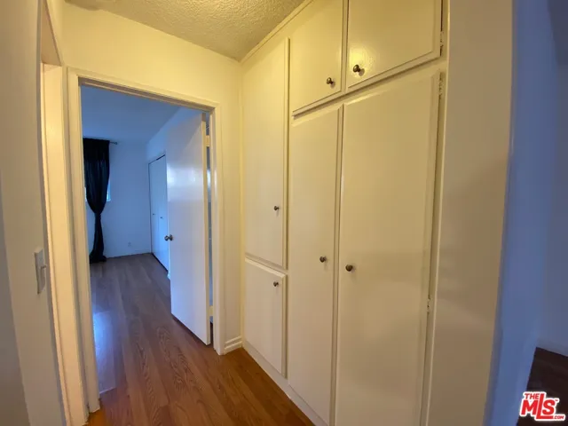 617 N Sweetzer Avenue 2, West Hollywood, California 90048