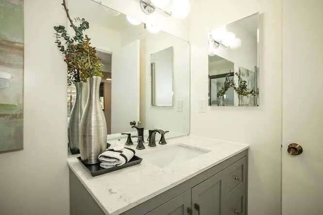 3350 La Mesa Drive 10, San Carlos, California 94070