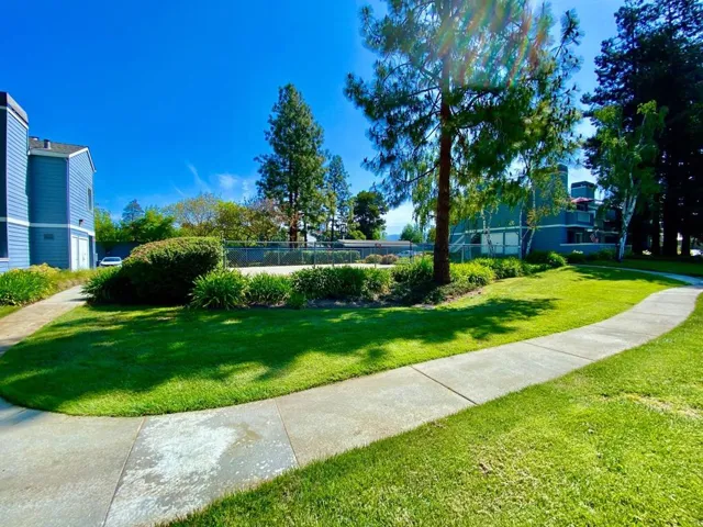 1548 Four Oaks Circle, San Jose, California 95131
