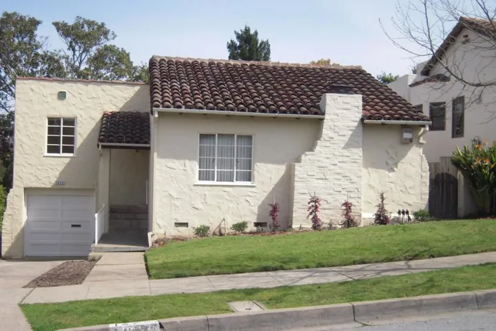 1472 Drake Avenue, Burlingame, California 94010