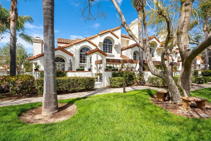 254 Camino Toluca mls (3 of 34)