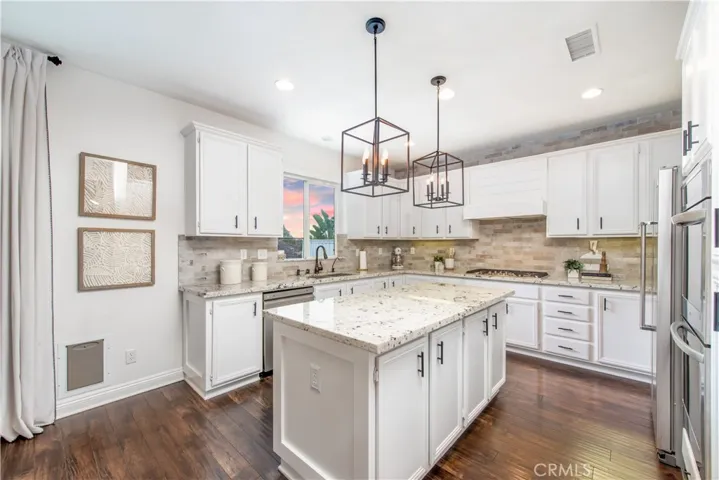 23569 Wickham Lane, Murrieta, California 92562
