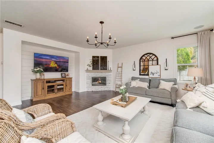 23569 Wickham Lane, Murrieta, California 92562