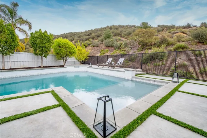23569 Wickham Lane, Murrieta, California 92562