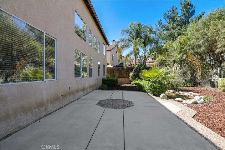 43610 Ortona Street, Temecula, California 92592