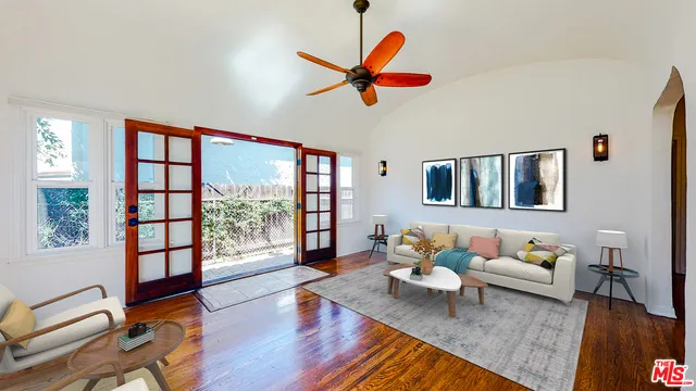 744 Alta Vista - Virtually Staged