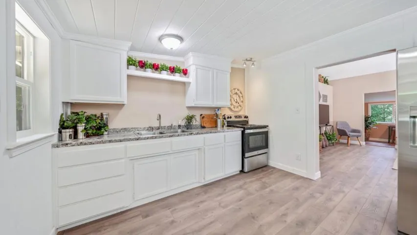 964 Scenic Way, Ben Lomond, California 95005