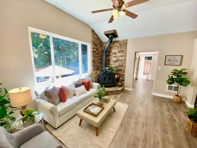 964 Scenic Way, Ben Lomond, California 95005