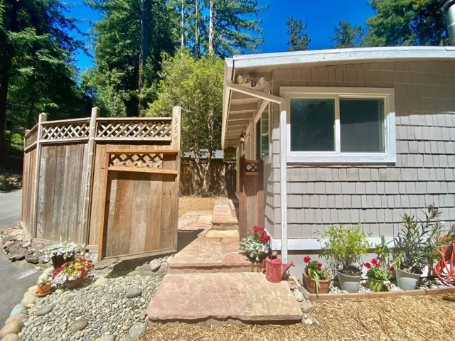 964 Scenic Way, Ben Lomond, California 95005
