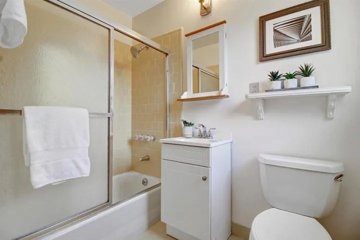 980 Lucky Avenue, Menlo Park, California 94025