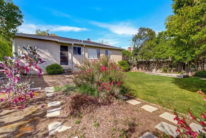 980 Lucky Avenue, Menlo Park, California 94025
