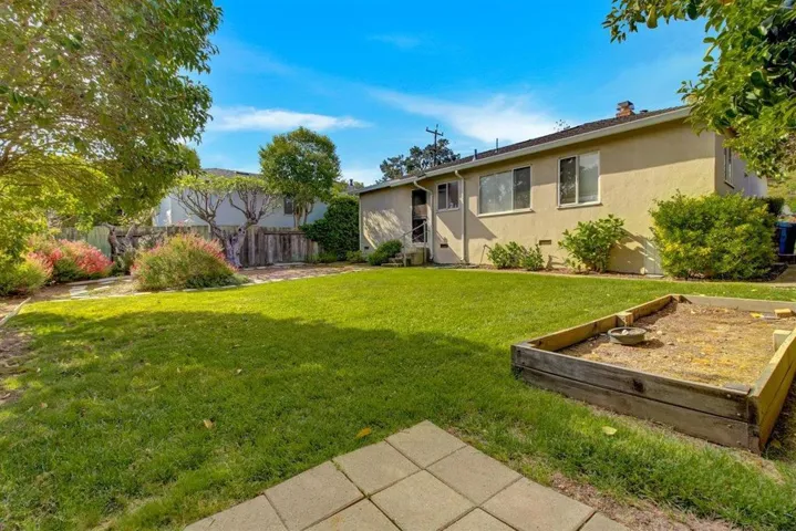 980 Lucky Avenue, Menlo Park, California 94025