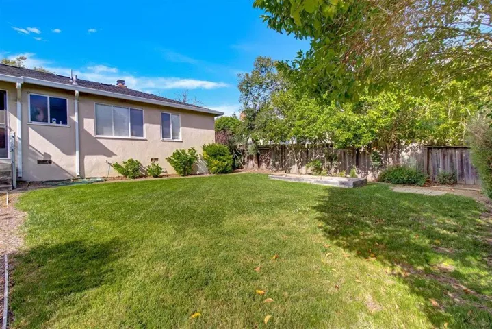 980 Lucky Avenue, Menlo Park, California 94025