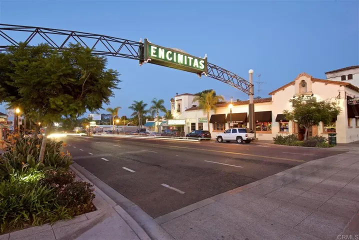 1435 Ravean Court, Encinitas, California 92024