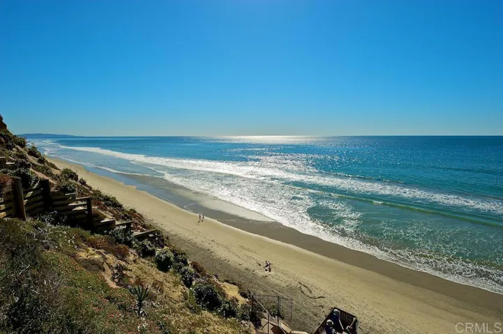 1435 Ravean Court, Encinitas, California 92024