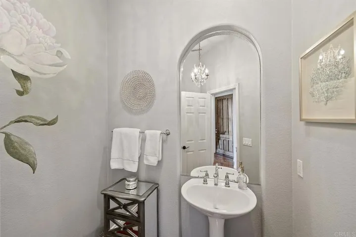 1435 Ravean Court, Encinitas, California 92024