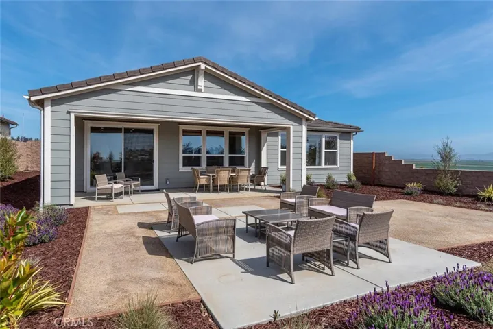 1080 Gracie Lane, Nipomo, California 93444