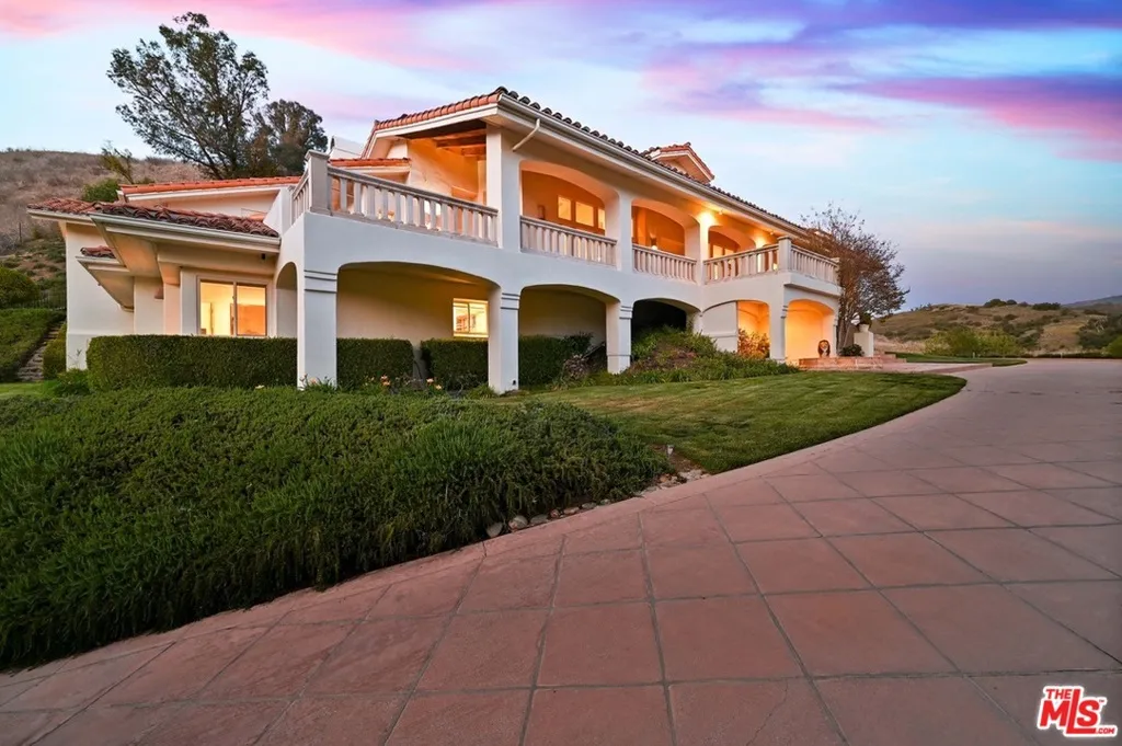 26763 Mulholland, Calabasas, California 91302 home-pic-39