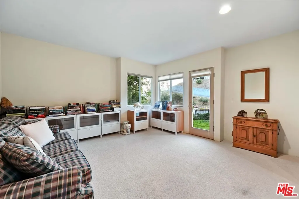 26763 Mulholland, Calabasas, California 91302 home-pic-34