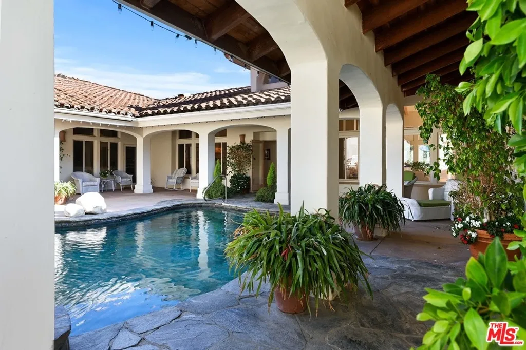 26763 Mulholland, Calabasas, California 91302 home-pic-32