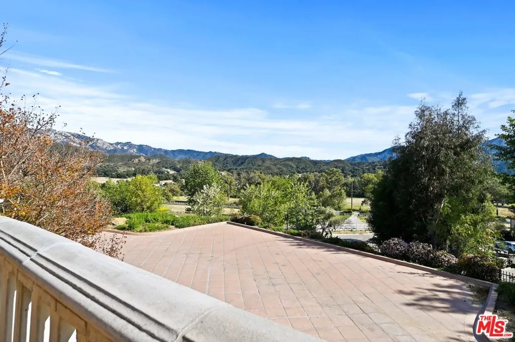 26763 Mulholland, Calabasas, California 91302 home-pic-29