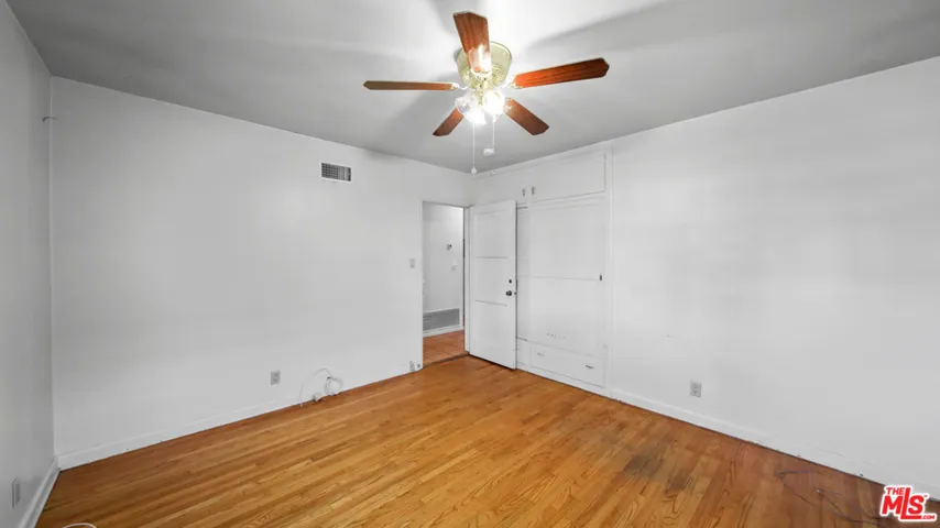 2320 N Bullis Road, Compton, California 90221