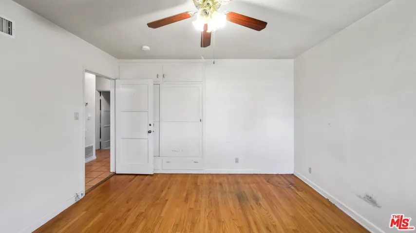 2320 N Bullis Road, Compton, California 90221