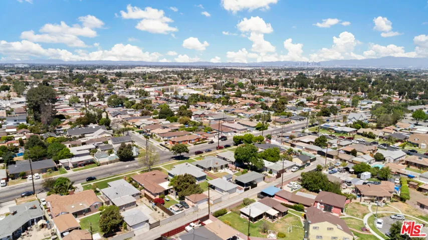 2320 N Bullis Road, Compton, California 90221