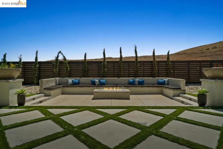 2301 Reserve Drive, Brentwood, California 94513-2474