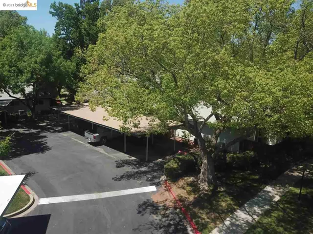8889 Salmon Falls Dr C, Sacramento, California 95826