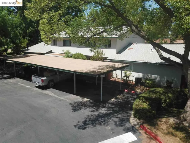 8889 Salmon Falls Dr C, Sacramento, California 95826