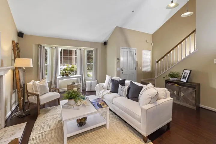 128 Otis Street, Santa Cruz, California 95060