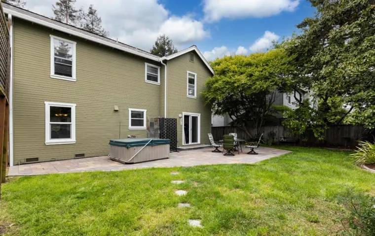 128 Otis Street, Santa Cruz, California 95060