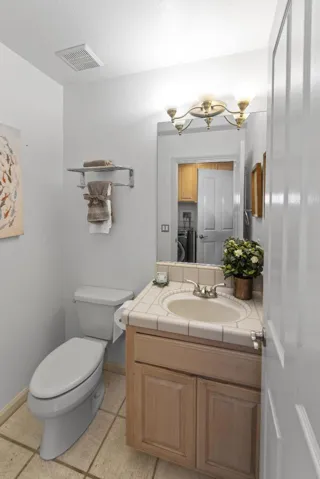 128 Otis Street, Santa Cruz, California 95060