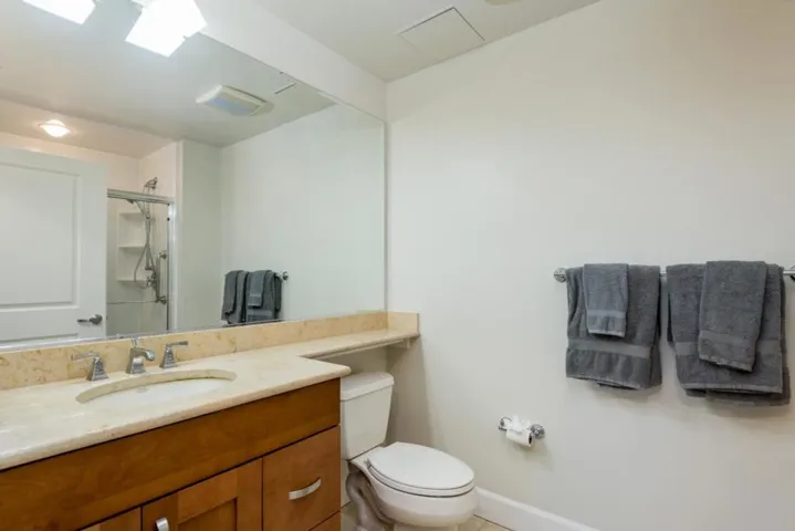 800 High Street 105, Palo Alto, California 94301