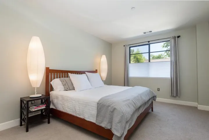800 High Street 105, Palo Alto, California 94301
