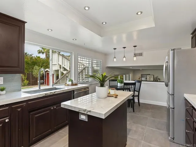 3024 Azahar Ct, Carlsbad, California 92009
