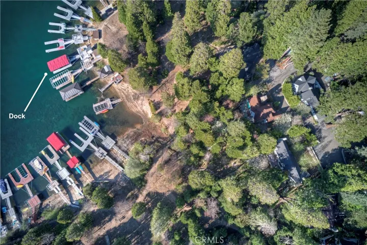 159 Cedar Circle, Lake Arrowhead, California 92352