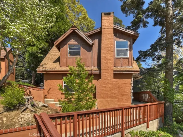 777 Ivy Lane, Lake Arrowhead, California 92352