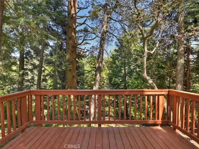 777 Ivy Lane, Lake Arrowhead, California 92352