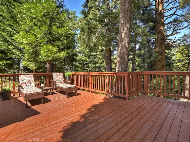 777 Ivy Lane, Lake Arrowhead, California 92352