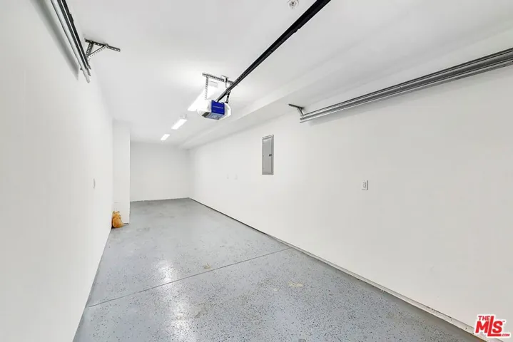 855 1/2 N June Street, Los Angeles, California 90038
