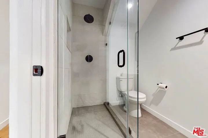 855 1/2 N June Street, Los Angeles, California 90038