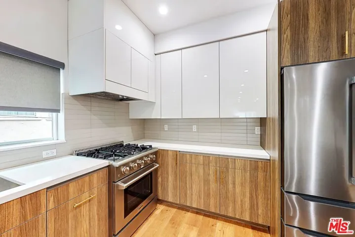 855 1/2 N June Street, Los Angeles, California 90038
