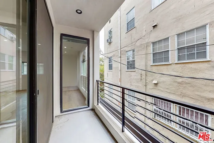 855 1/2 N June Street, Los Angeles, California 90038