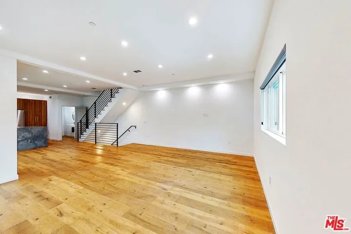 855 1/2 N June Street, Los Angeles, California 90038