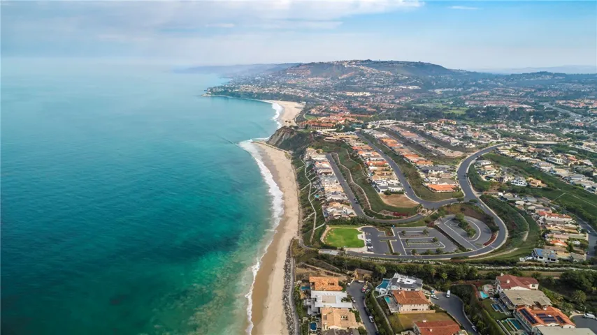 Niguel Shores Coastline