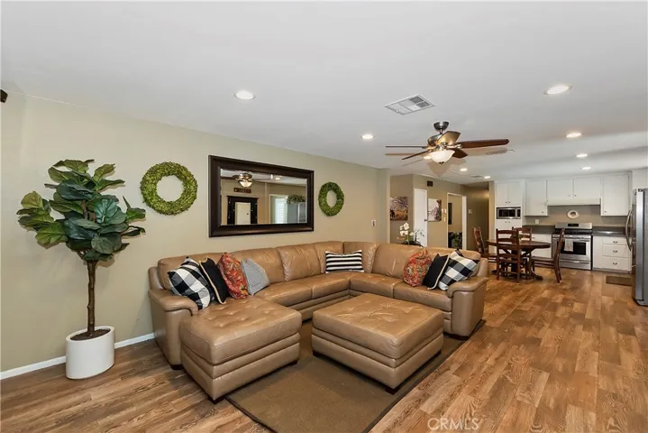 229 Phlox Avenue, Redlands, California 92373
