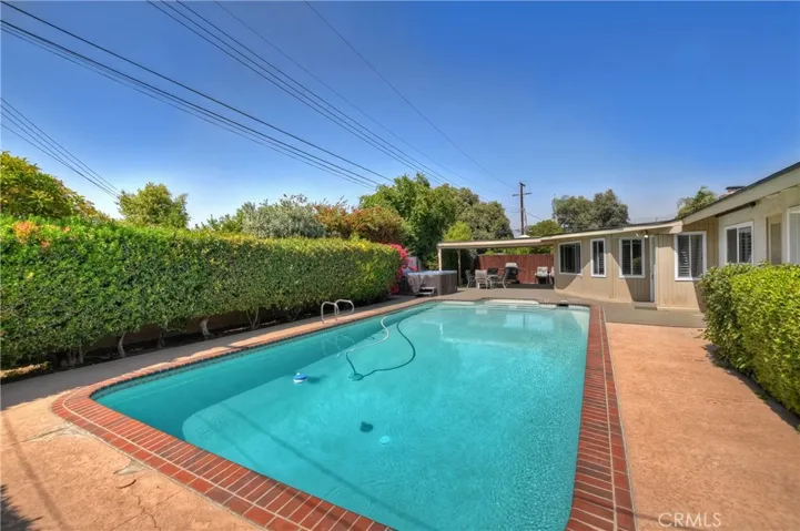 229 Phlox Avenue, Redlands, California 92373