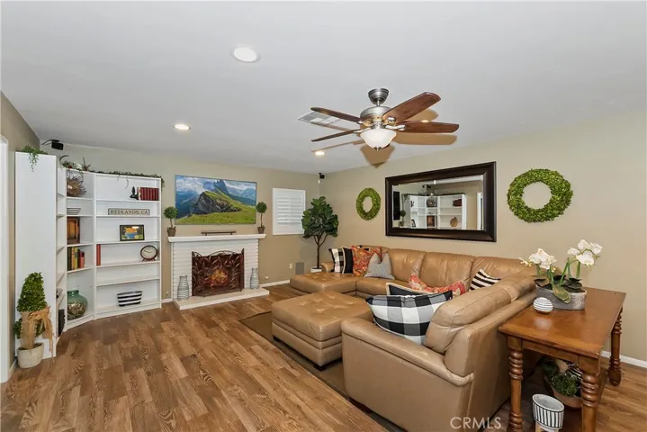 229 Phlox Avenue, Redlands, California 92373